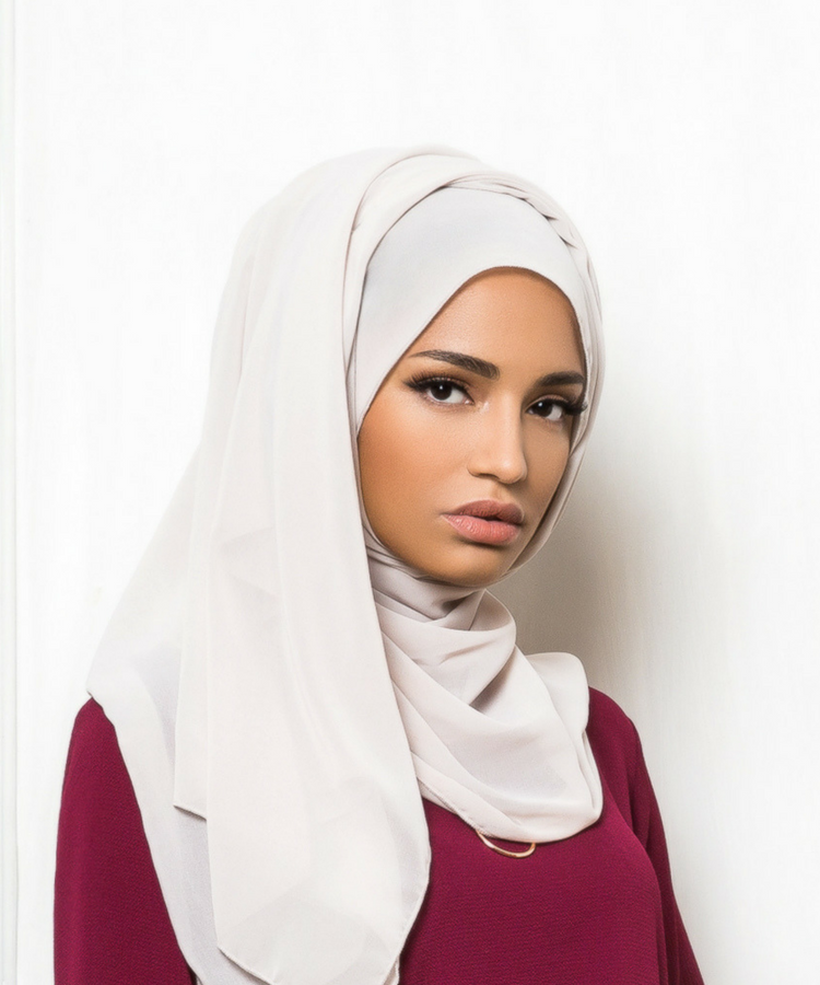 SCARLET SHAWL